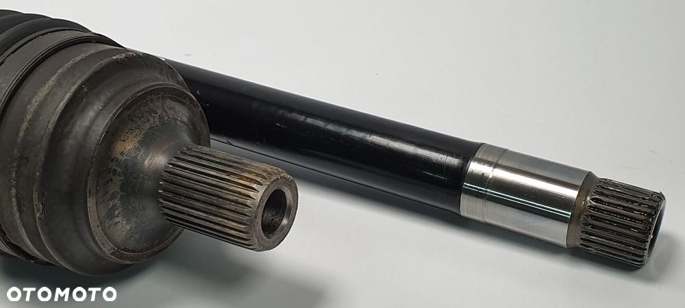 PÓŁOŚ LEWA LEWY PRZÓD PRZEDNIA MERCEDES W212 3.0 CDI V6 4MATIC A2123300200 - 2