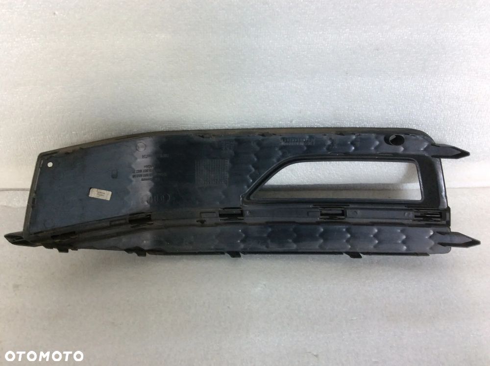 ATRAPA KRATKA ZDERZAKA PRAWA AUDI A4 B8 LIFT S-LINE S4 2011- 8K0807682 - 2