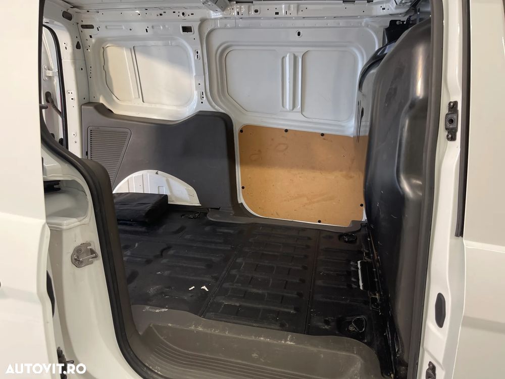 Ford Transit Connect - 6