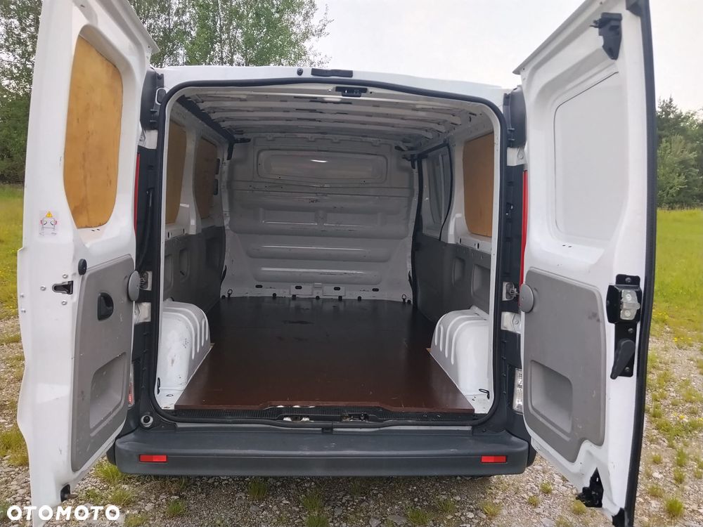 Renault Trafic - 23