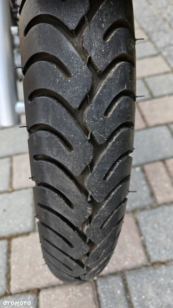 Suzuki Intruder - 21