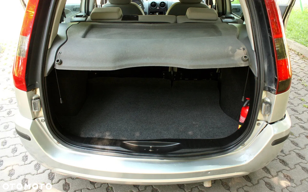 Ford Fusion 1.4 Ambiente - 11