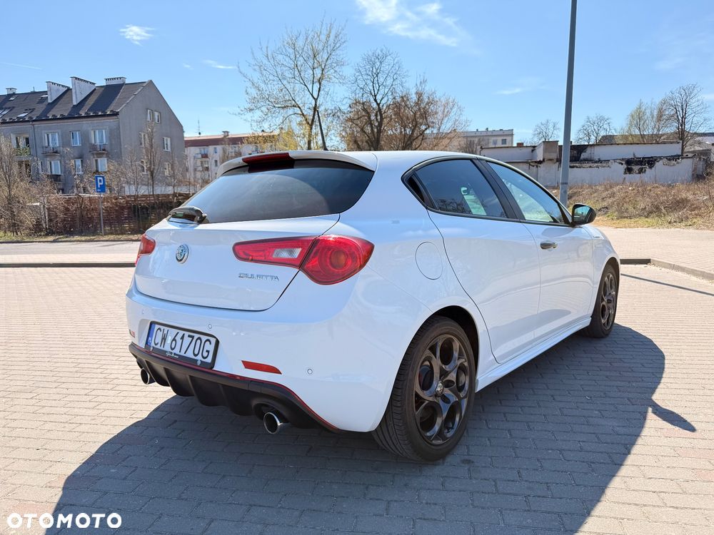 Alfa Romeo Giulietta 1750 TBi Veloce TCT - 6