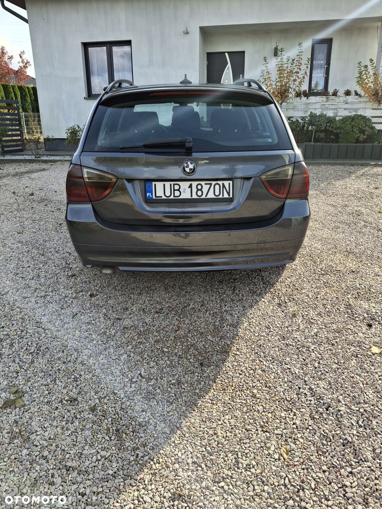 BMW Seria 3 318d - 8