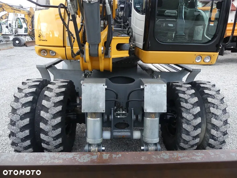 Liebherr A910 Compact / Sprowadzona / Super Stan / - 29