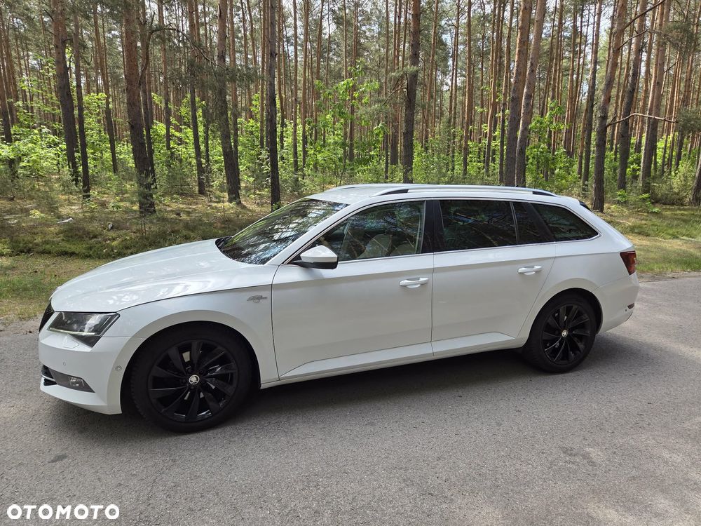 Skoda Superb 2.0 TDI 4x4 L&K DSG - 15