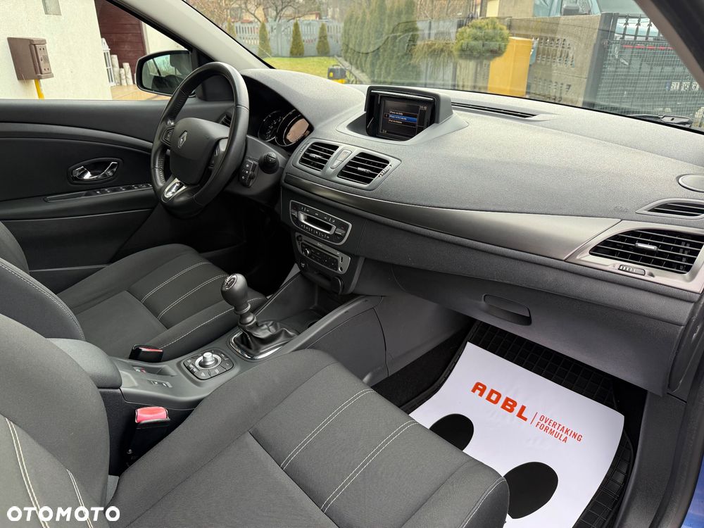 Renault Megane ENERGY TCe 115 Start & Stop Bose Edition - 17