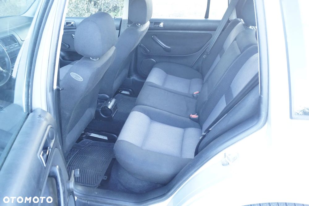 Volkswagen Golf 1.9 GL TDI - 12