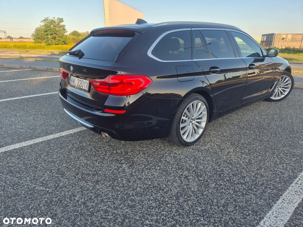 BMW Seria 5 525d Luxury Line - 7