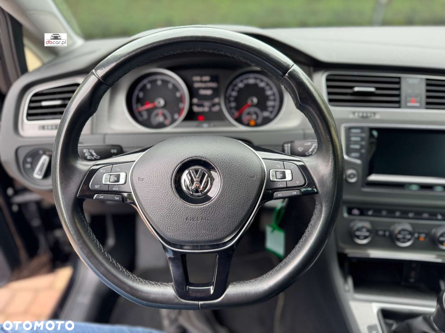 Volkswagen Golf - 20