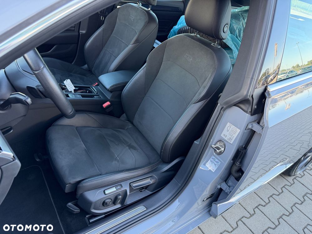 Volkswagen Arteon 2.0 TDI SCR 4Motion DSG R-Line - 16