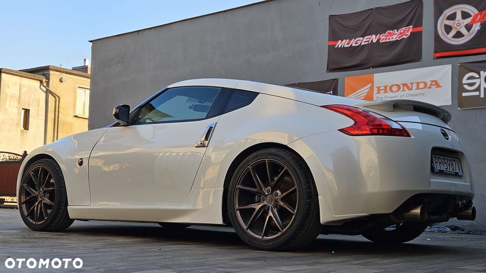 Nissan 370 Z 3.7 V6 Pack2 - 6