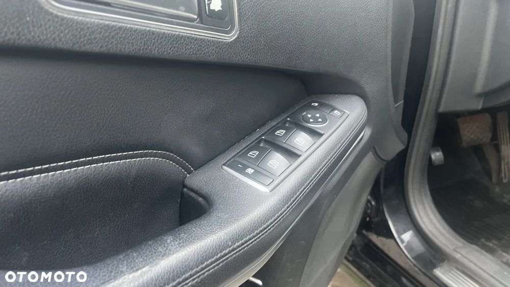 Mercedes-Benz Klasa E 200 BlueTEC 7G-TRONIC Avantgarde - 21