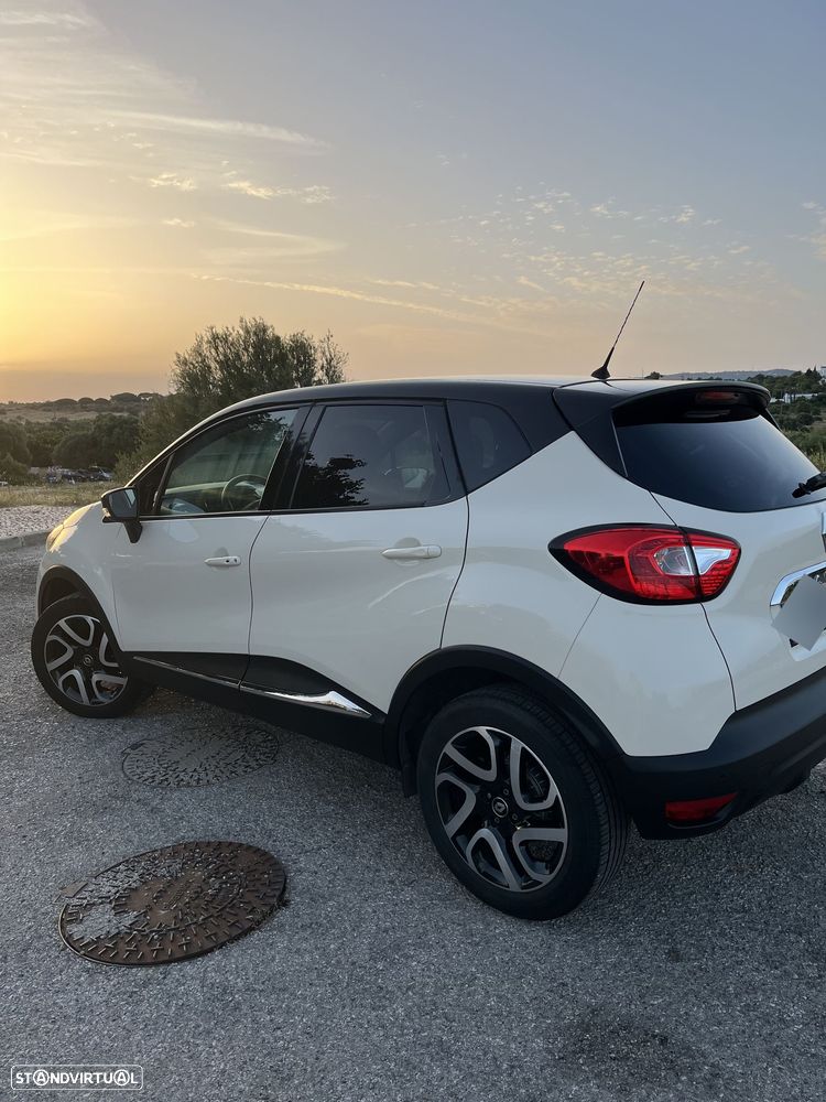 Renault Captur 2016 photo 2