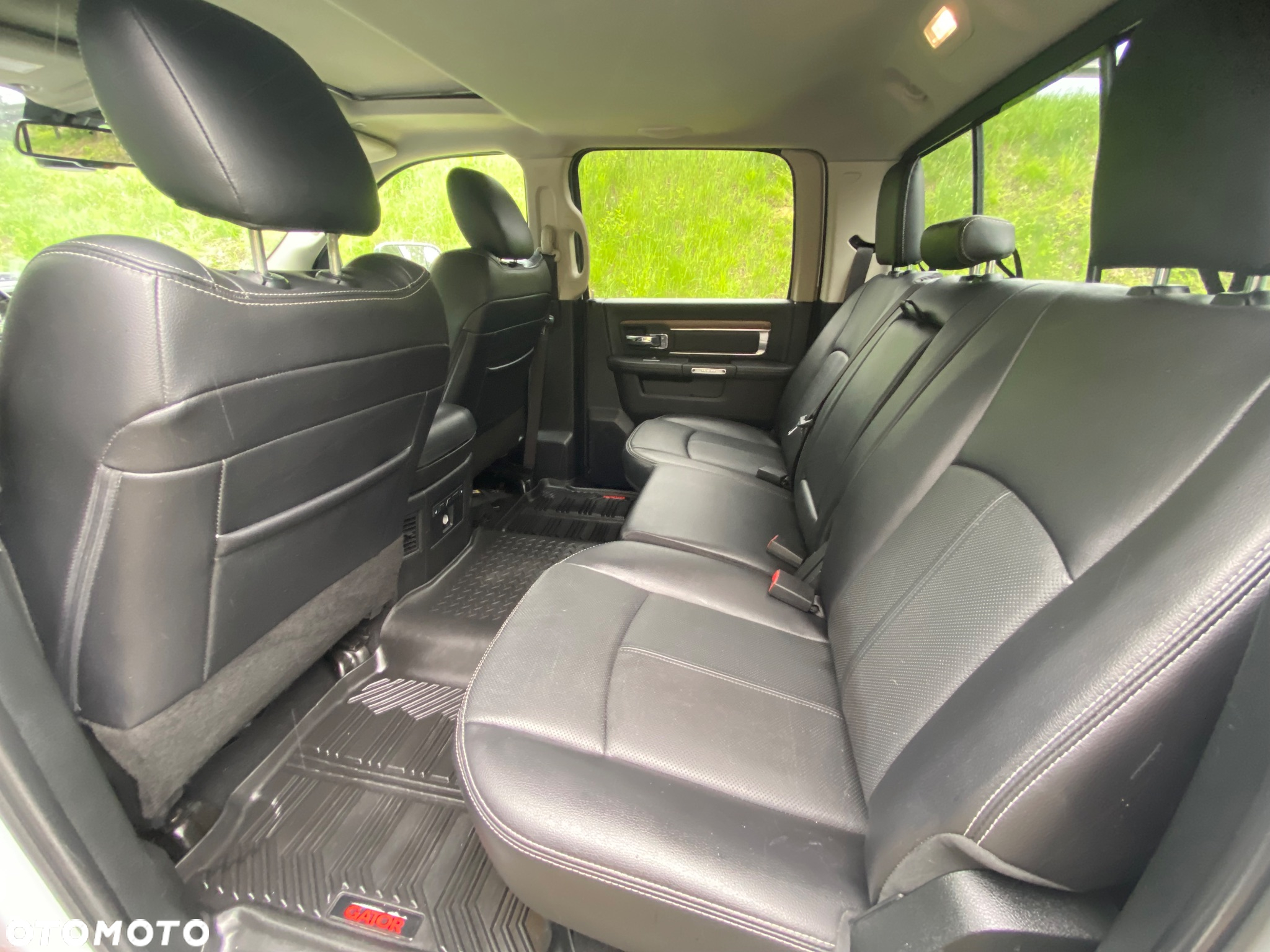 Dodge RAM 1500 5.7 4x4 - 23