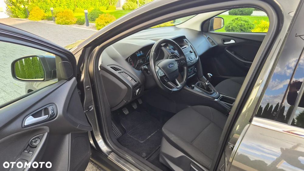 Ford Focus 1.0 EcoBoost STart-Stopp-System TITANIUM - 18