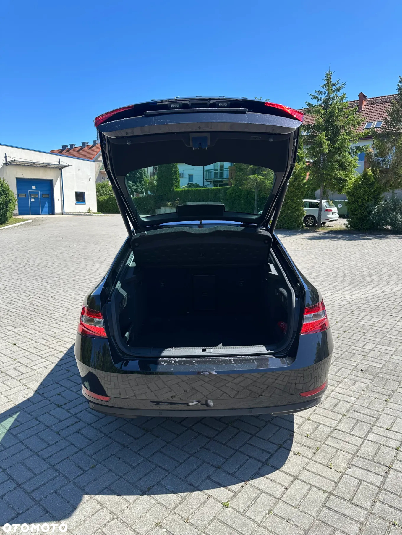 Skoda Superb 2.0 TDI SCR Ambition DSG - 8