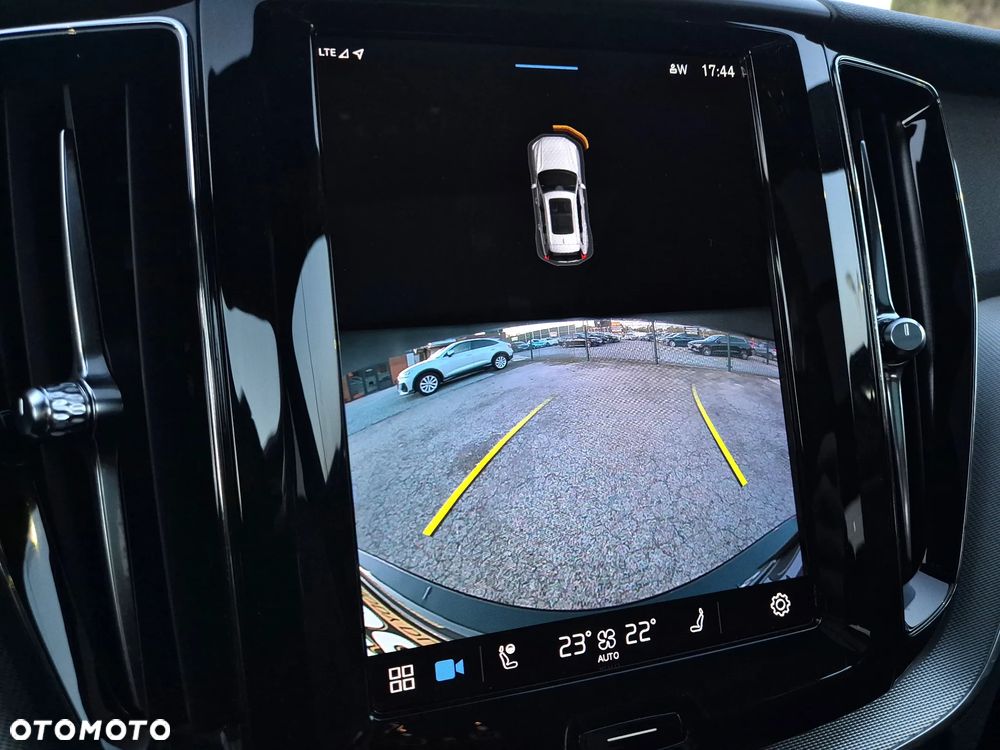 Volvo XC 60 - 19