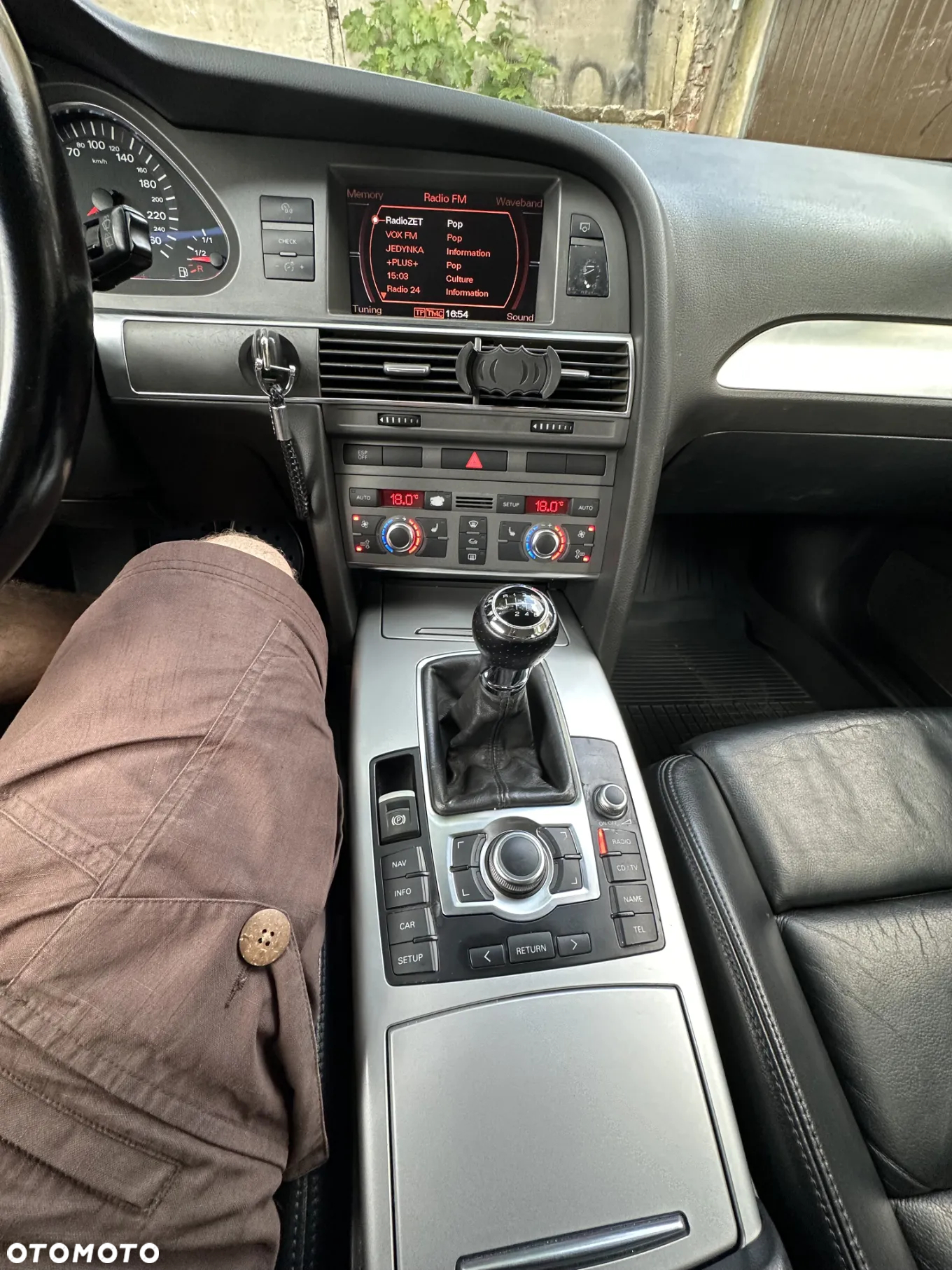 Audi A6 Avant 2.4 - 20
