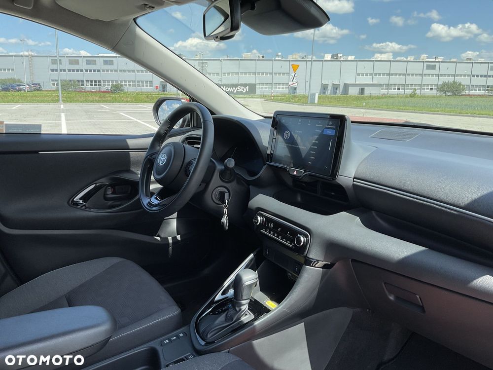 Toyota Yaris Hybrid 1.5 Style - 21