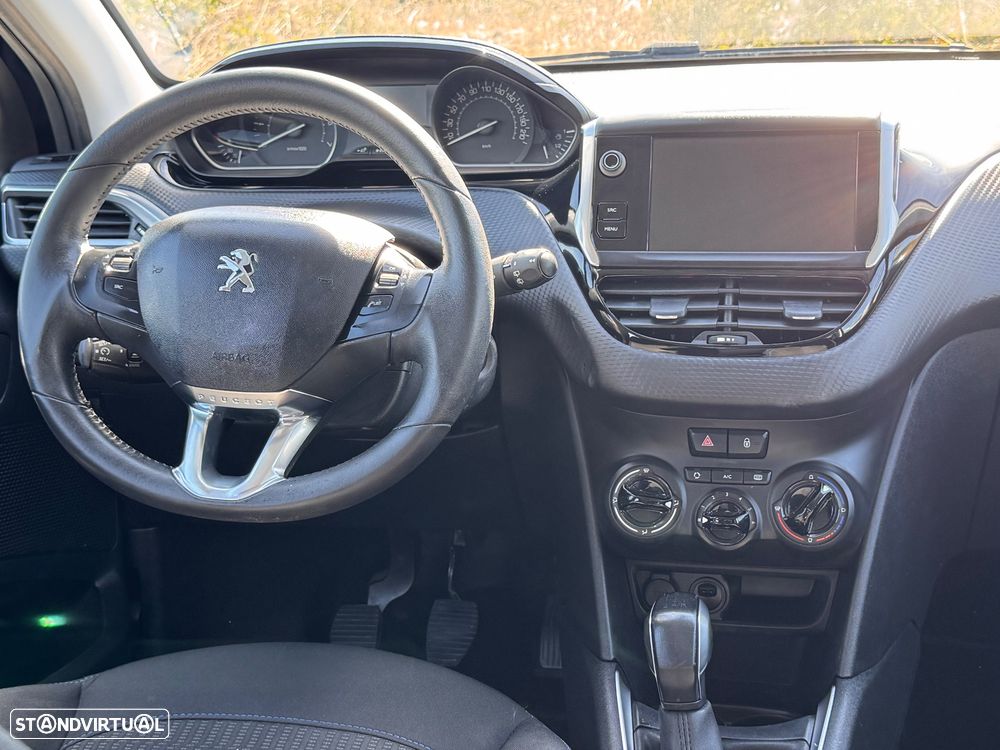 Peugeot 208 82 PureTech Style - 7