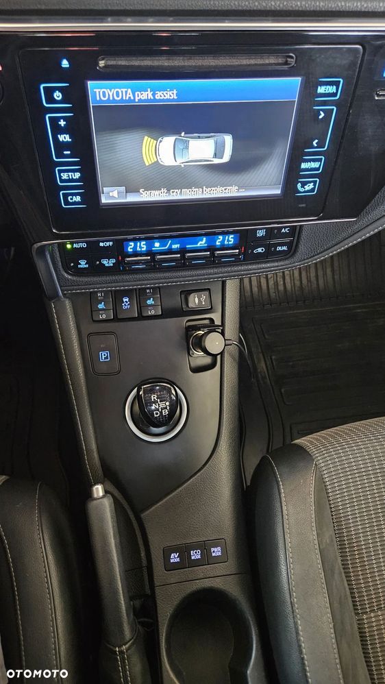 Toyota Auris - 18