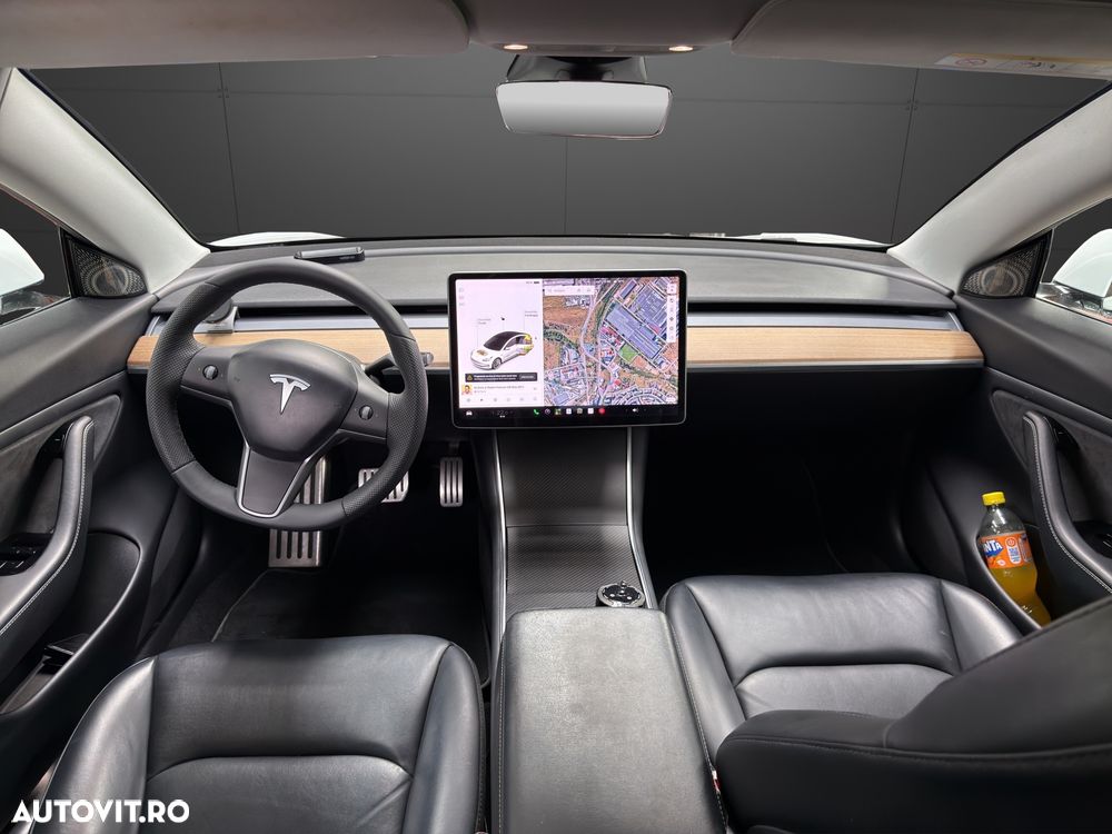 Tesla Model 3 - 13