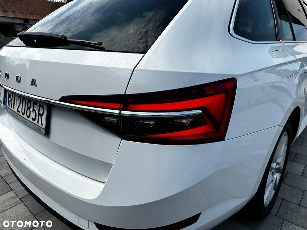 Skoda Superb 2.0 TDI SCR Ambition DSG - 7