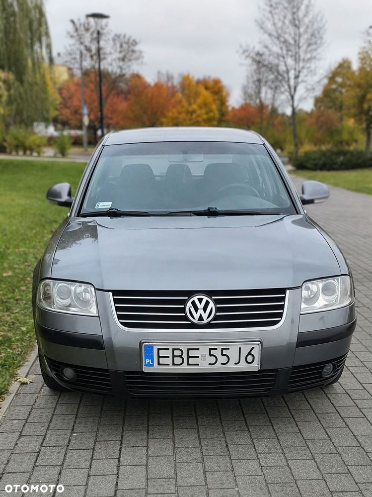 Volkswagen Passat - 9