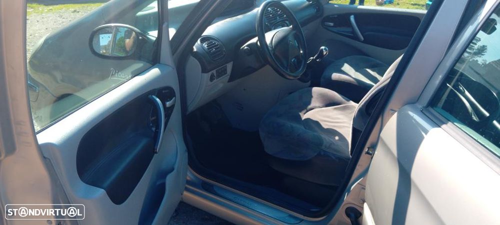 Citroën Xsara Picasso 1.6i SX - 10
