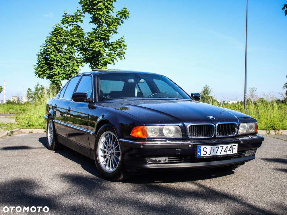 BMW Seria 7 740i - 3
