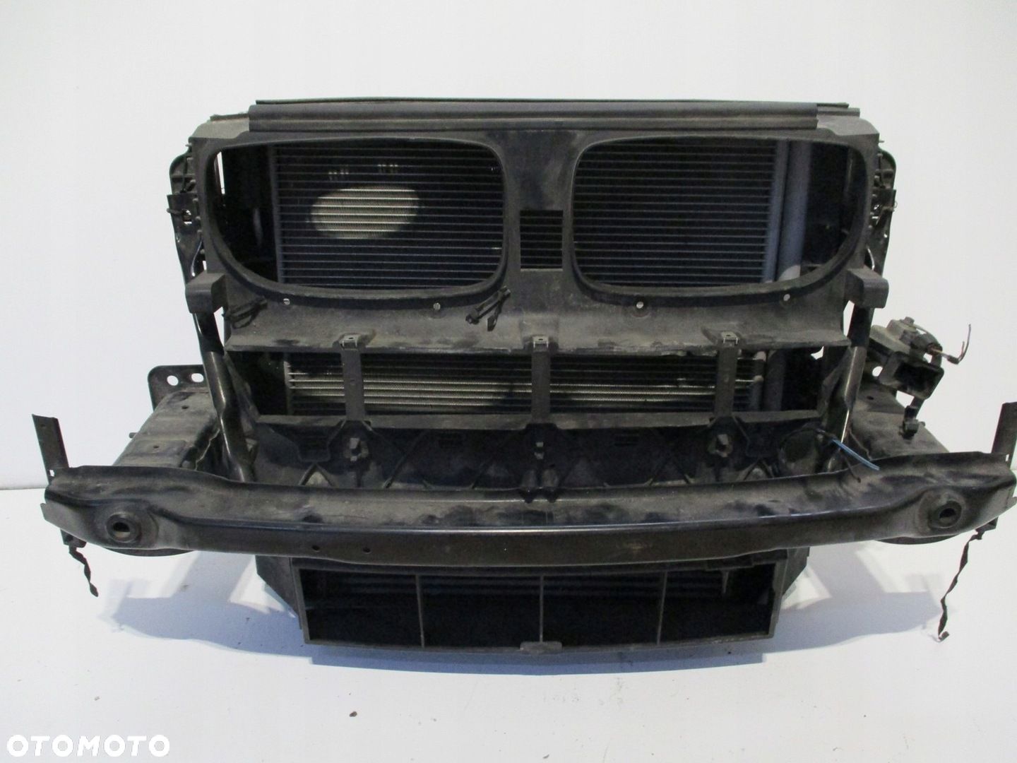 Pas przedni Chłodnice BMW X5 E70 3,0D auto - 1