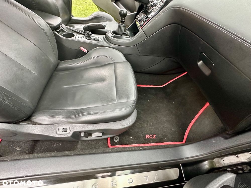 Peugeot RCZ 1.6 200 THP Red Carbon - 20