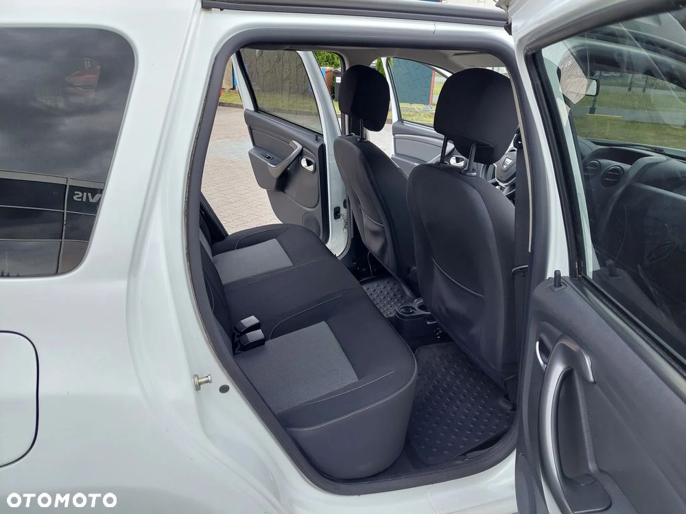 Dacia Duster 1.6 SCe Laureate S&S - 22