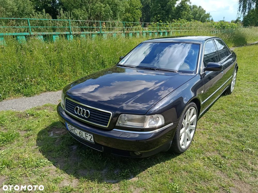 Audi A8 4.2 Quattro - 2