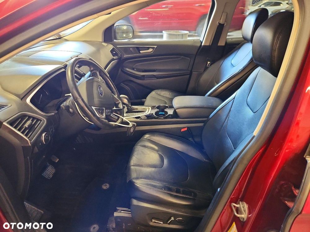 Ford Edge - 5