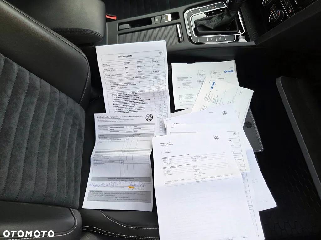 Volkswagen Passat - 38