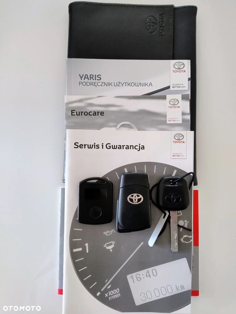 Toyota Yaris 1.5 Premium - 5