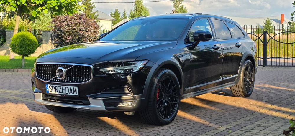 Volvo V90 Cross Country T6 AWD Pro - 2