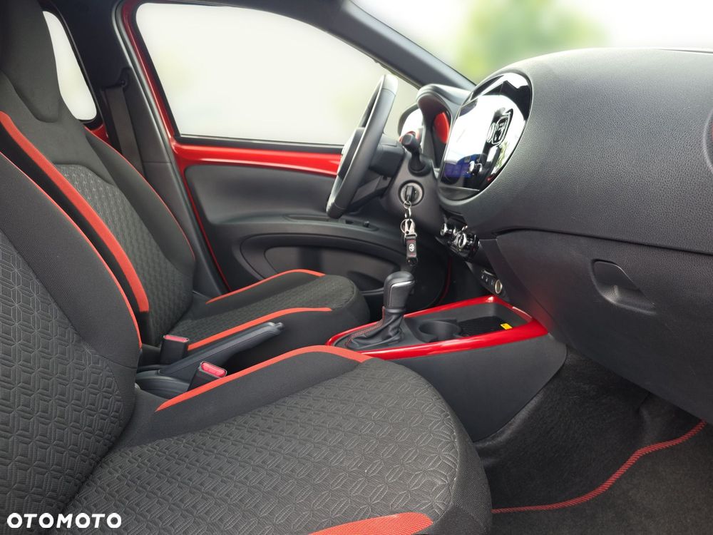 Toyota Aygo X 1.0 VVT-i Style CVT - 10