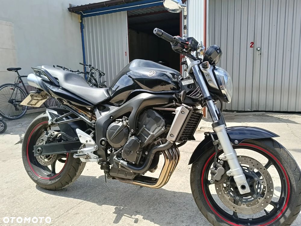 Yamaha FZ6 - 1