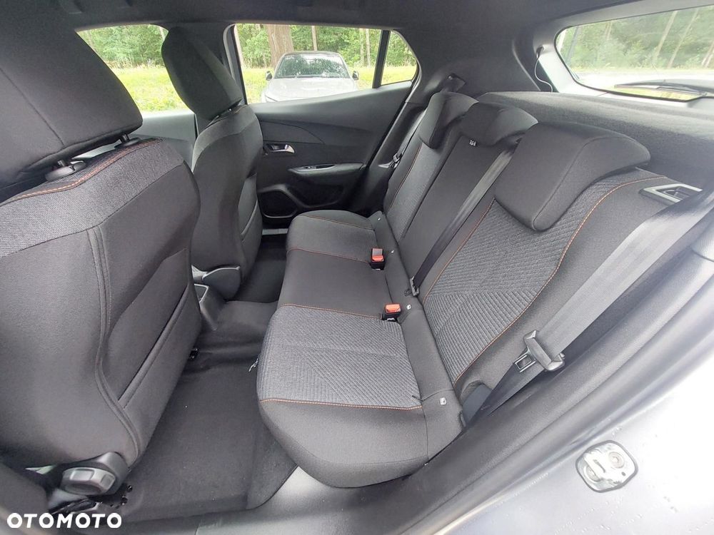 Peugeot 2008 PureTech mHEV Style e-DCS6 - 10