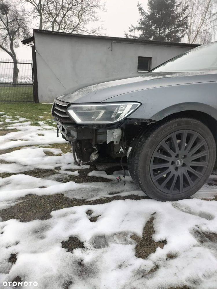Volkswagen Passat 1.6 TDI SCR DSG Trendline - 5