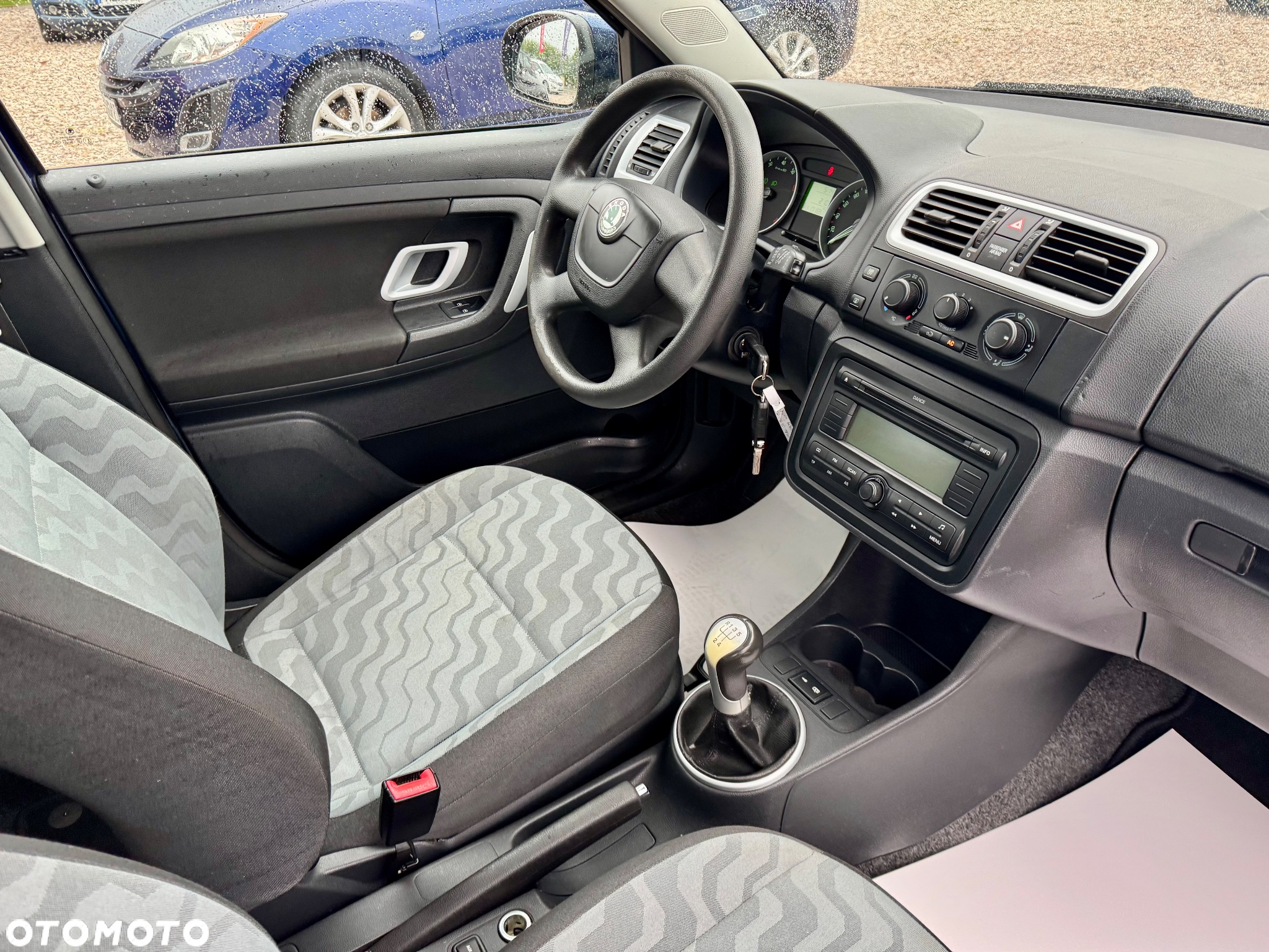 Skoda Fabia - 11