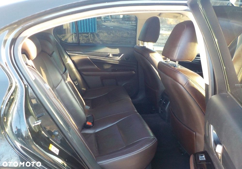 Lexus GS - 22