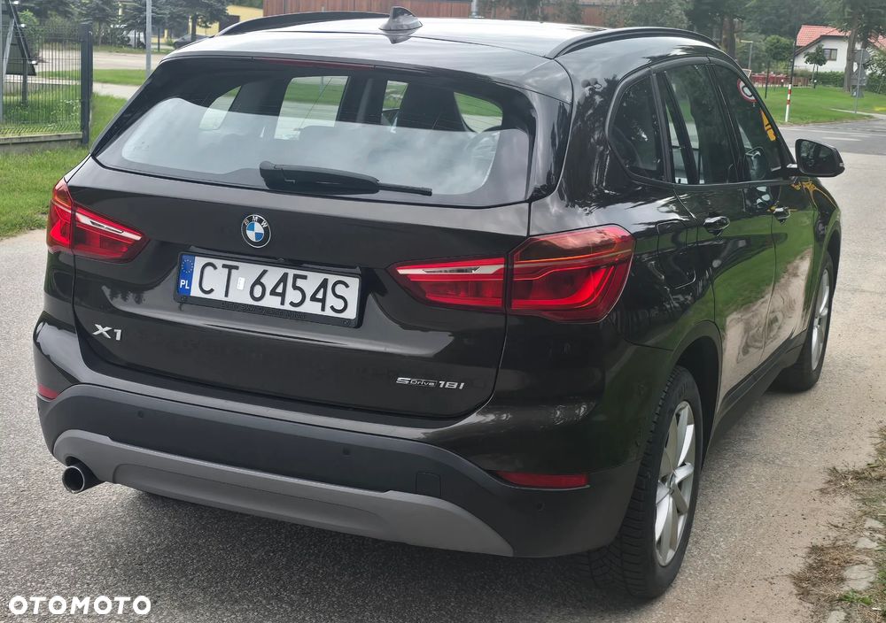 BMW X1 sDrive18i - 5