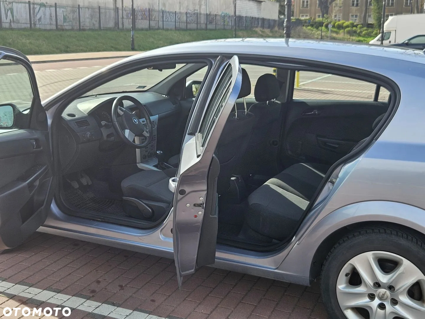 Opel Astra III 1.4 - 24