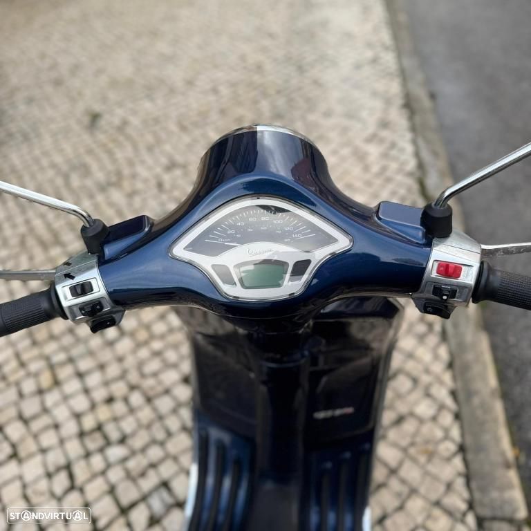 Vespa Primavera 125 - 9