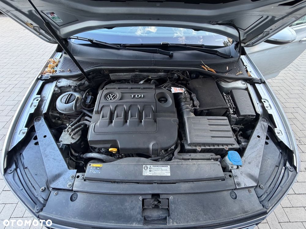 Volkswagen Passat 2.0 TDI BMT Highline DSG - 34