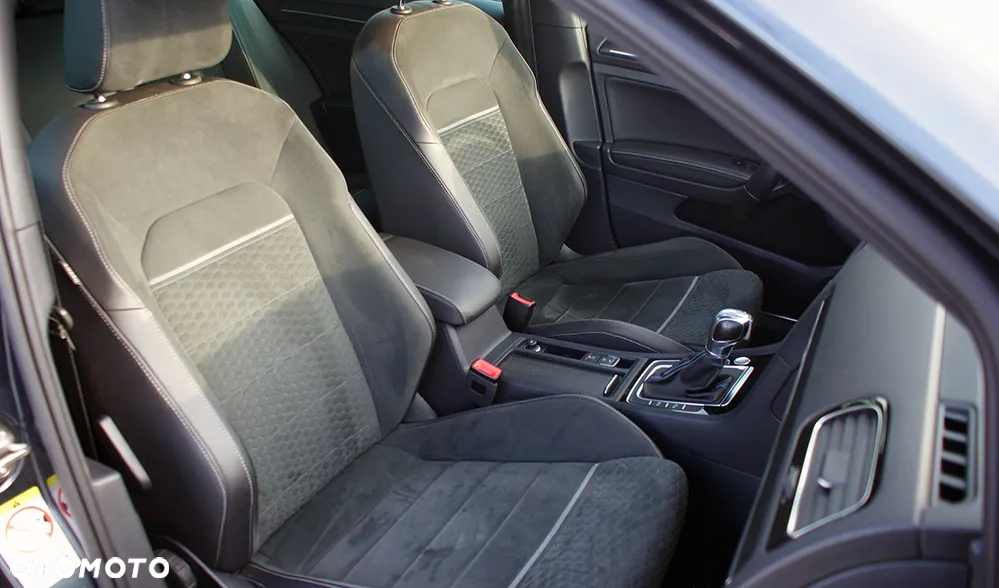 Volkswagen Golf 1.4 GTE Plug-In-Hybrid DSG - 19